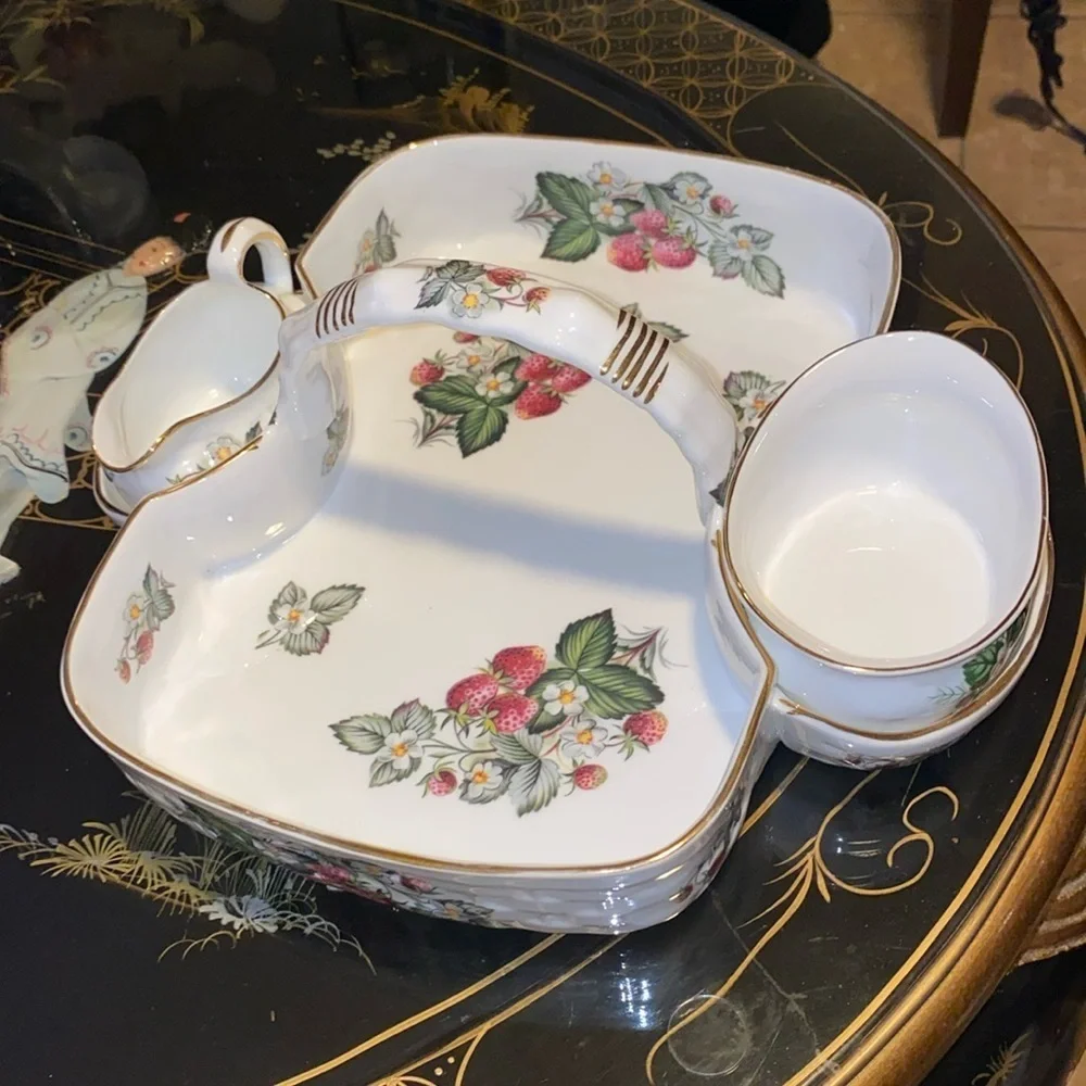 Vintage Strawberry Basket w/Creamer & Open Sugar bone China made in England